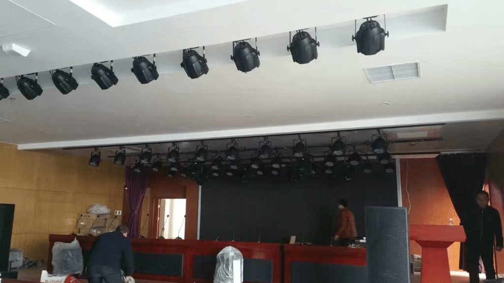 某醫(yī)院報告廳插圖2